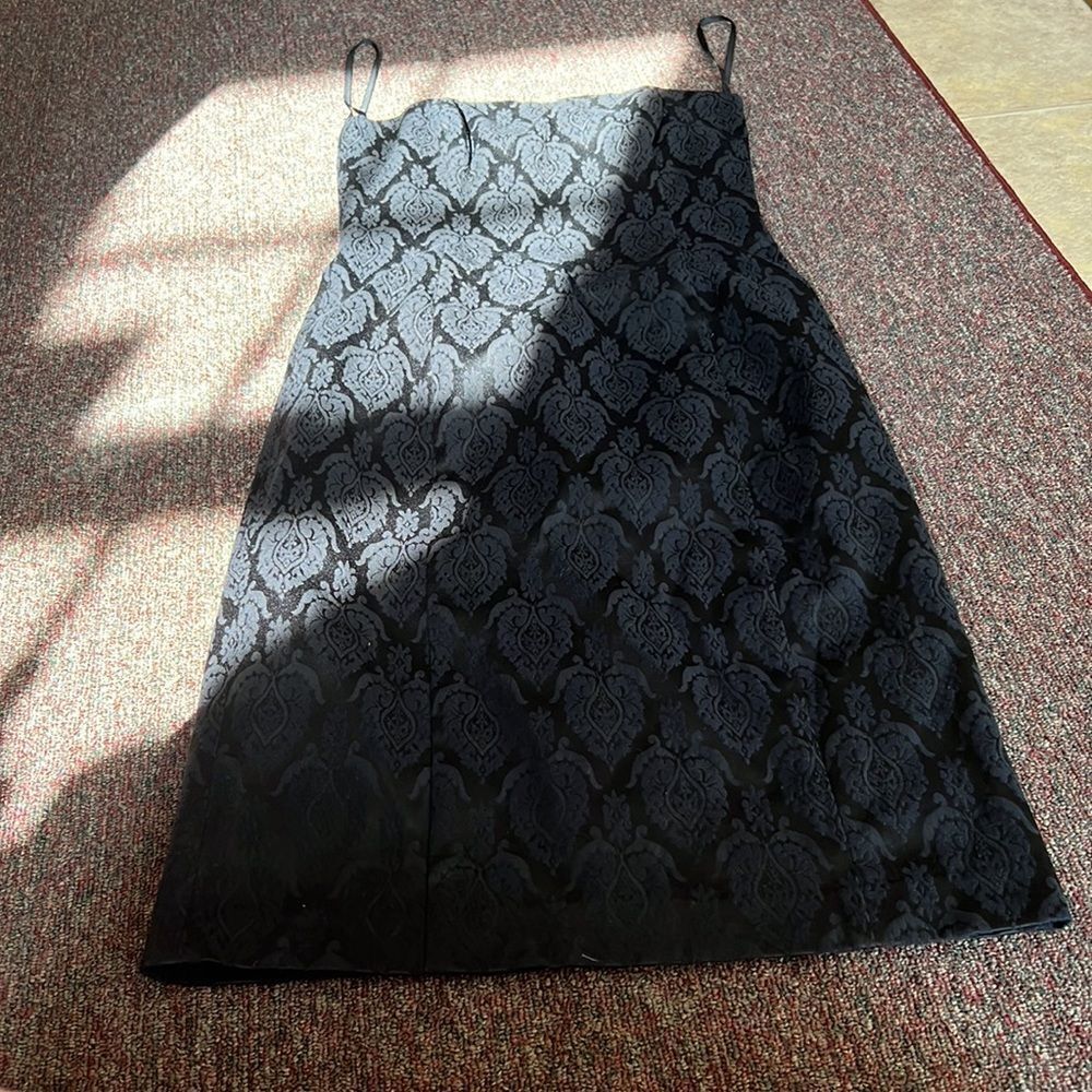 White House black‎ market damask flocked dress 4